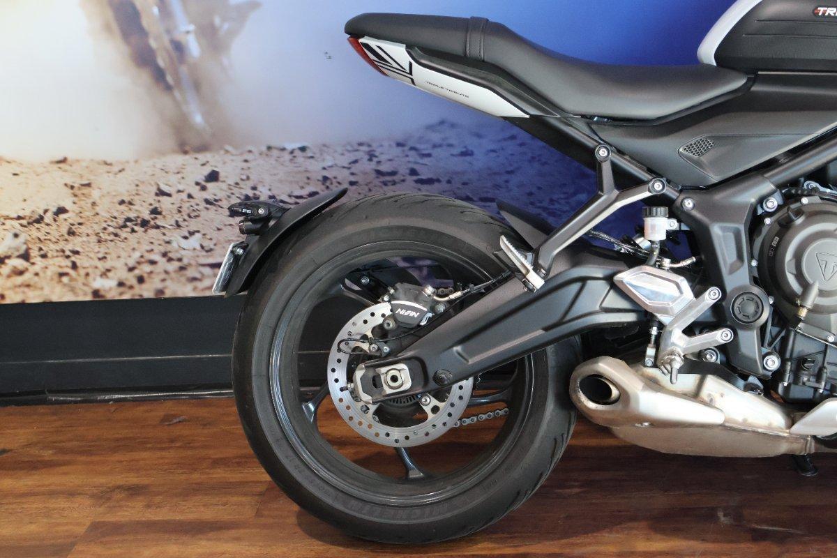 2024 TRIUMPH TRIDENT 660 ROAD