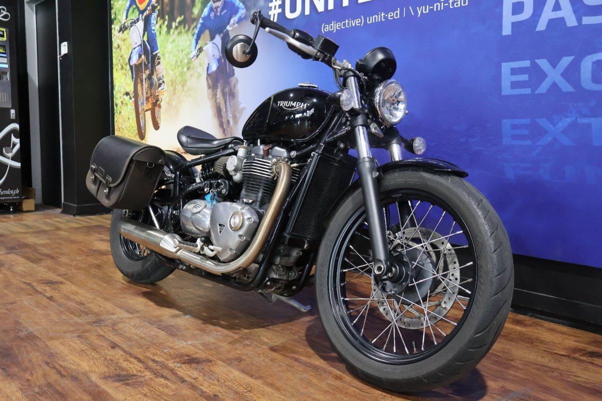 2018 TRIUMPH BONNEVILLE BOBBER ROAD