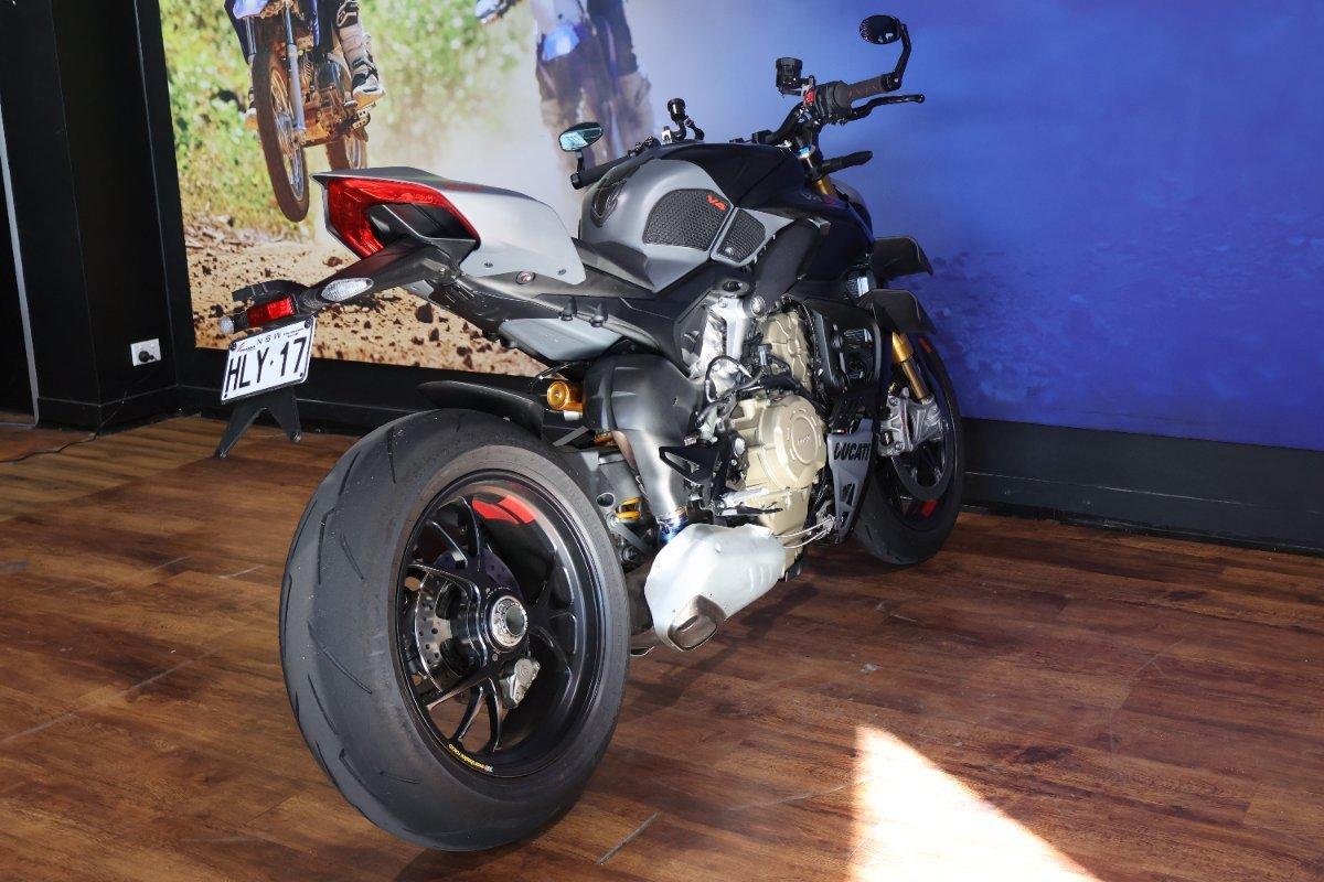 2024 DUCATI STREETFIGHTER V4 SPORTS