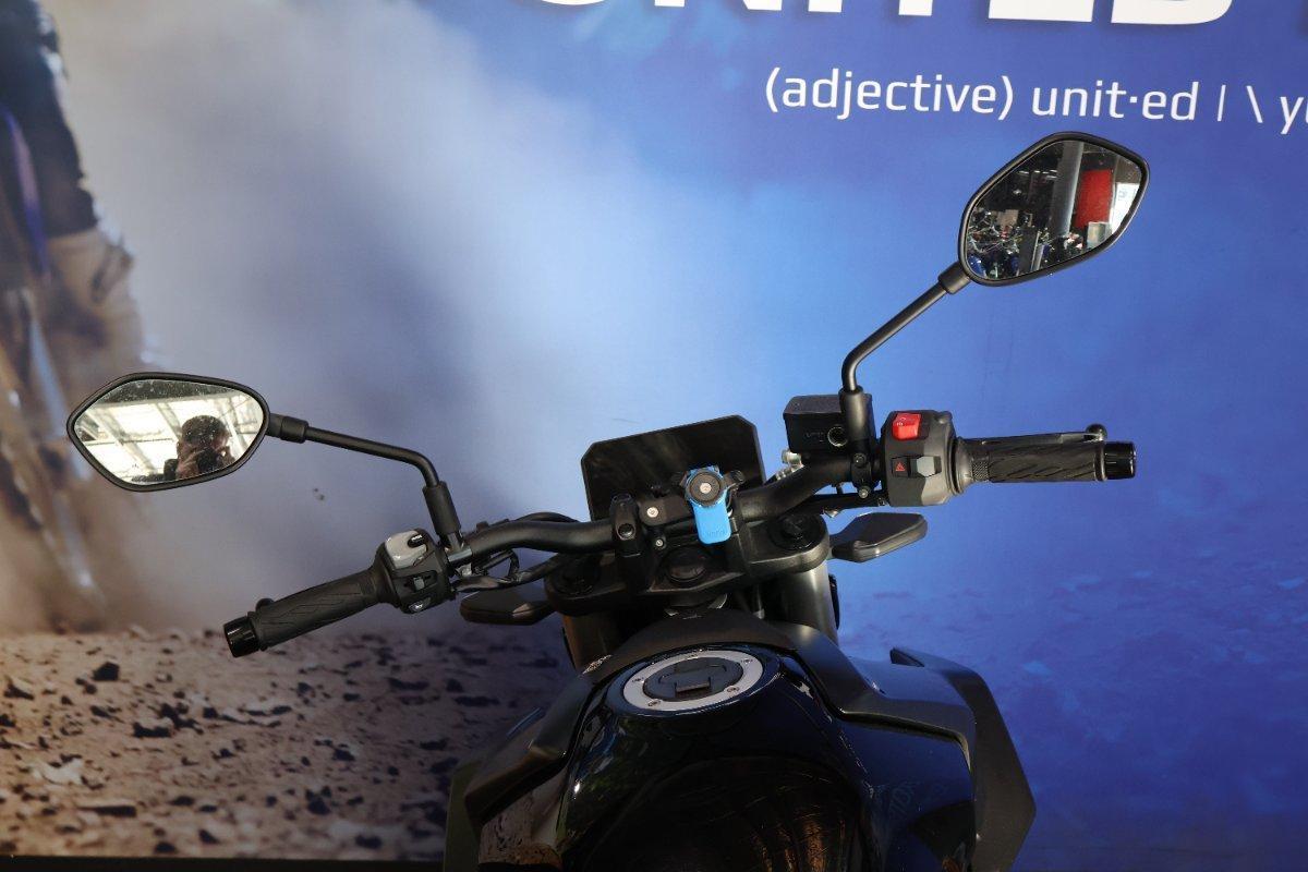 2023 SUZUKI GSX-8S ROAD