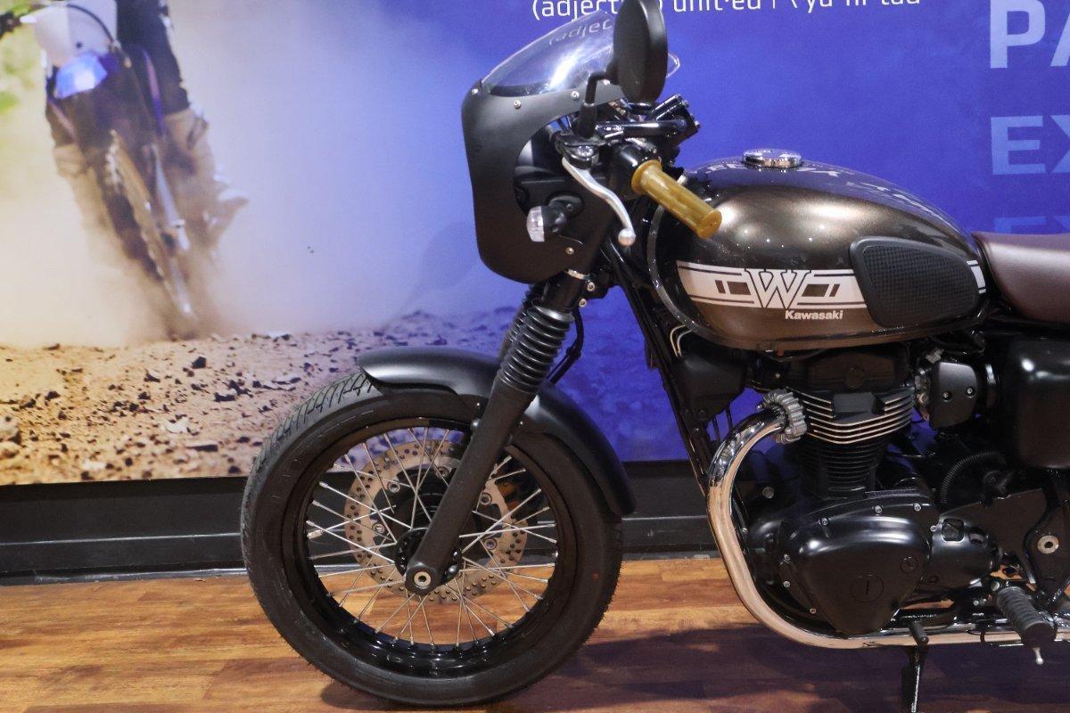 2019 KAWASAKI W800 CAFE ROAD