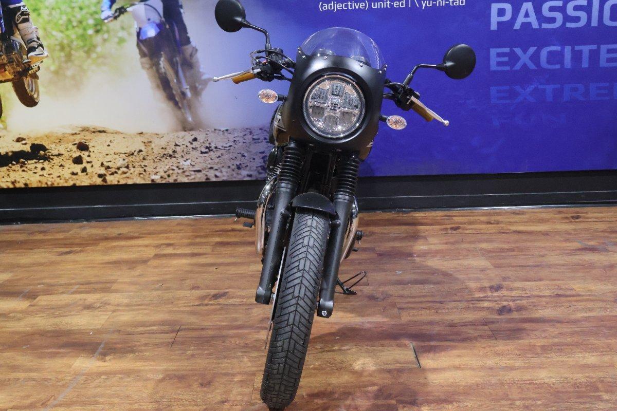 2019 KAWASAKI W800 CAFE ROAD
