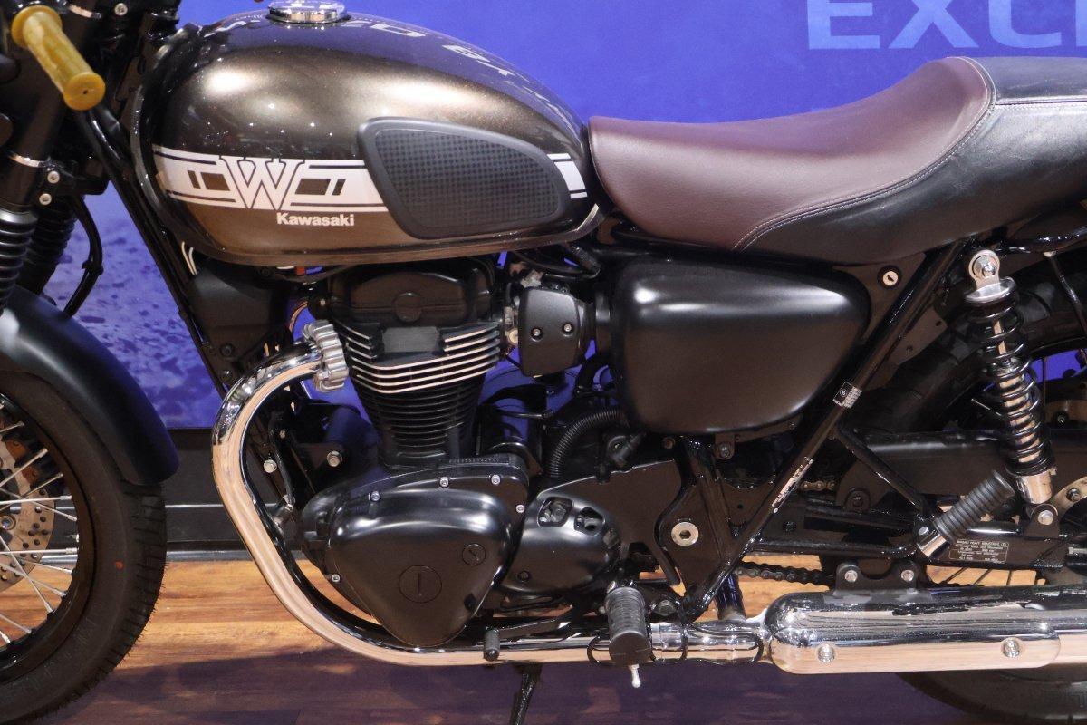 2019 KAWASAKI W800 CAFE ROAD