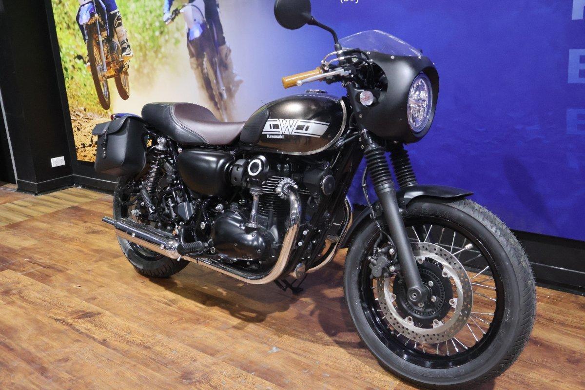 2019 KAWASAKI W800 CAFE ROAD