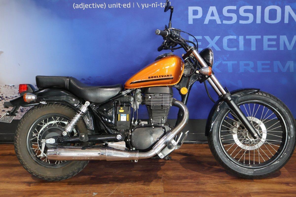 2017 SUZUKI BOULEVARD S40 (LS650B) CRUISER