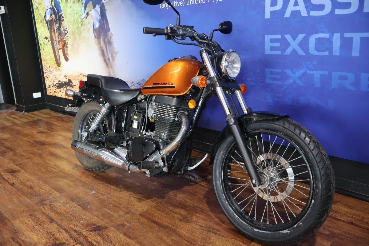 2017 SUZUKI BOULEVARD S40 (LS650B) CRUISER