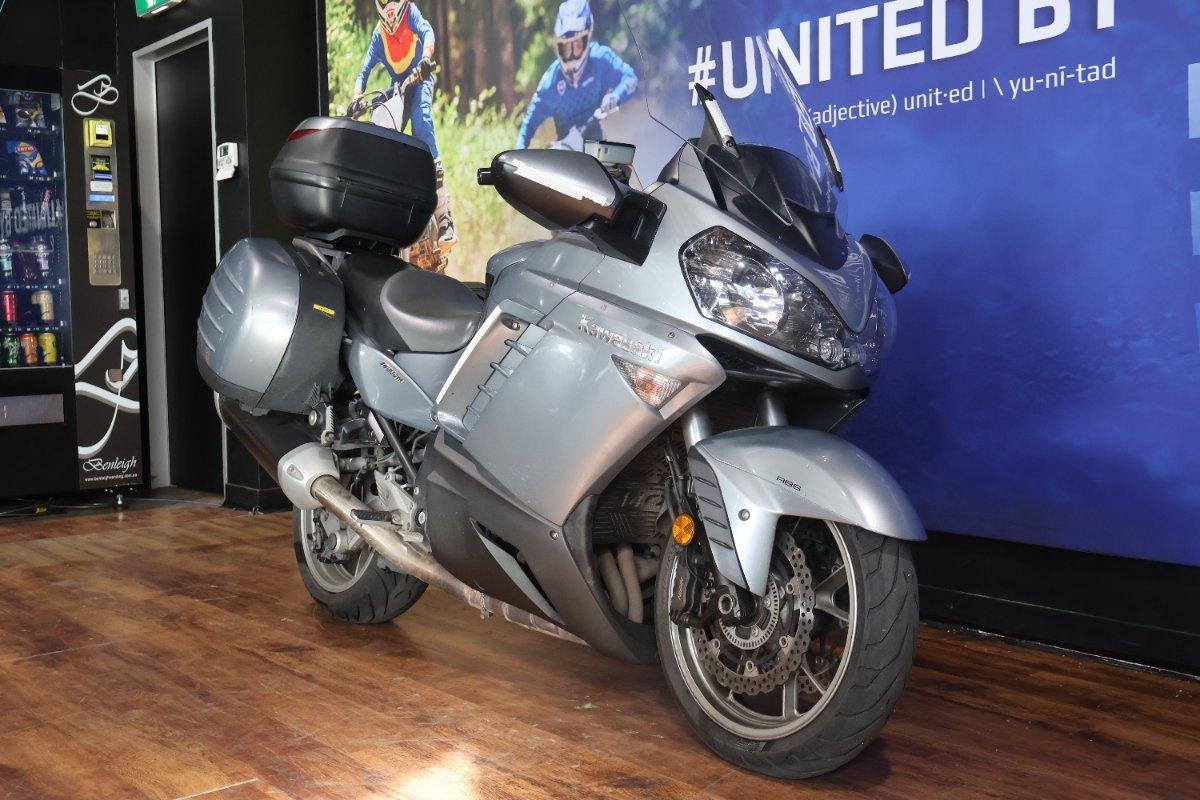 2008 KAWASAKI 1400 GTR ROAD