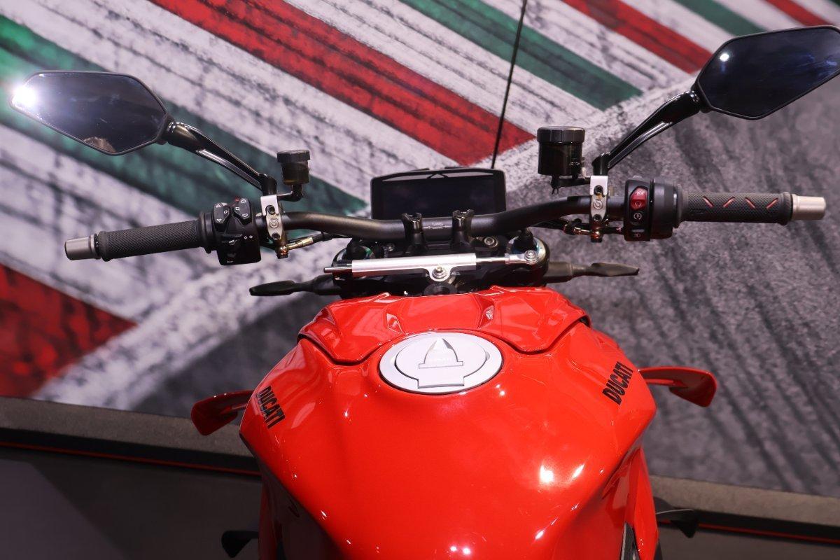 2025 DUCATI STREETFIGHTER V4 S SPORTS