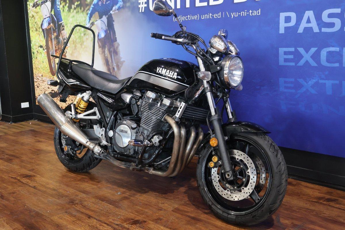 2012 YAMAHA XJR1300 ROAD