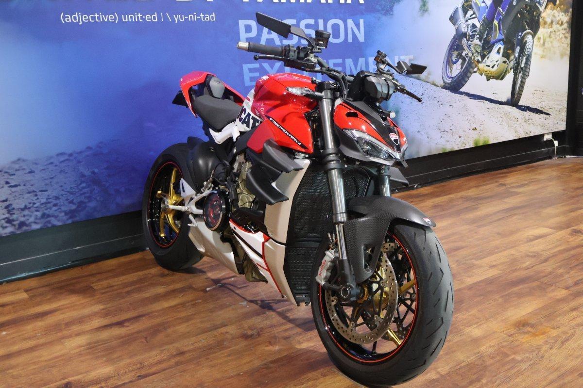 2022 DUCATI STREETFIGHTER V4 SPORTS