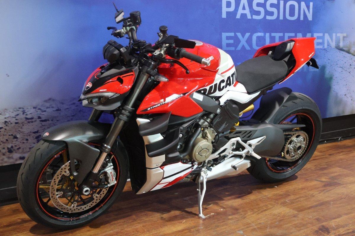 2022 DUCATI STREETFIGHTER V4 SPORTS