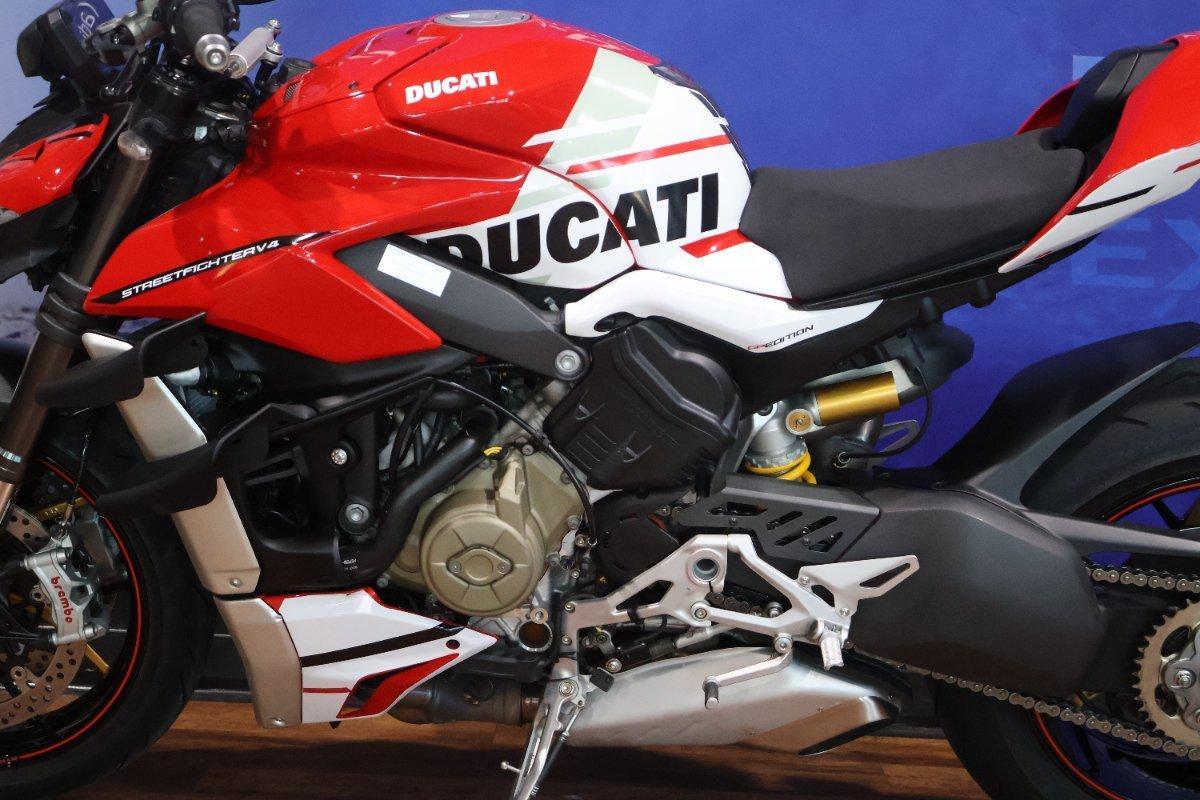 2022 DUCATI STREETFIGHTER V4 SPORTS