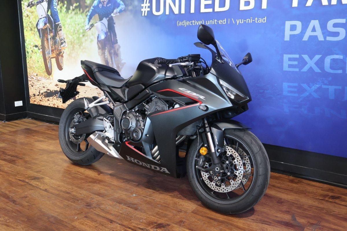 2025 HONDA CBR650R SPORTS