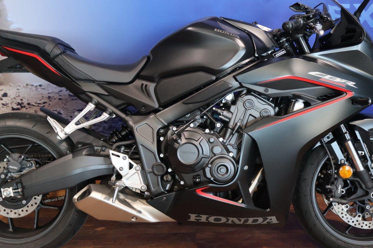2025 HONDA CBR650R SPORTS