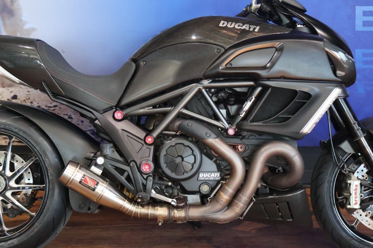 2012 DUCATI DIAVEL CARBON CRUISER