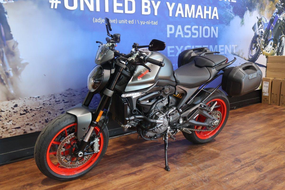 2023 DUCATI MONSTER + ROAD