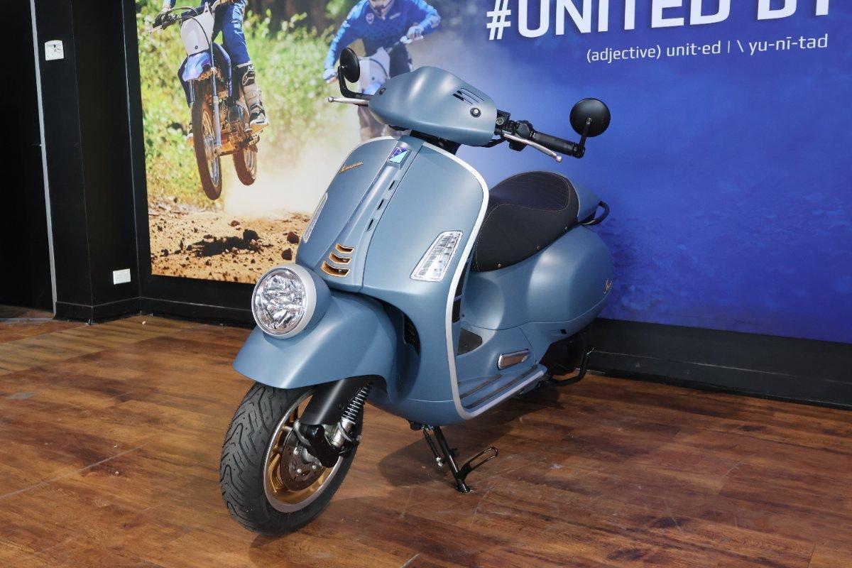 2025 VESPA GTV 300 SCOOTER