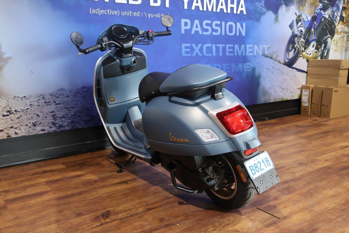 2025 VESPA GTV 300 SCOOTER
