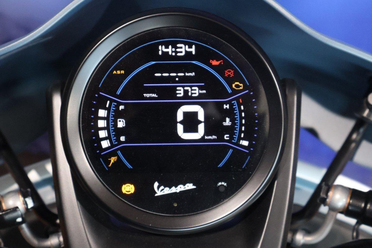 2025 VESPA GTV 300 SCOOTER