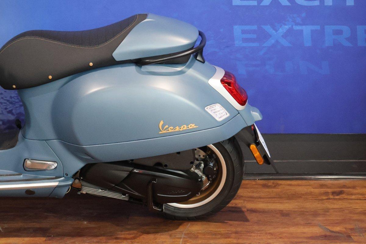 2025 VESPA GTV 300 SCOOTER