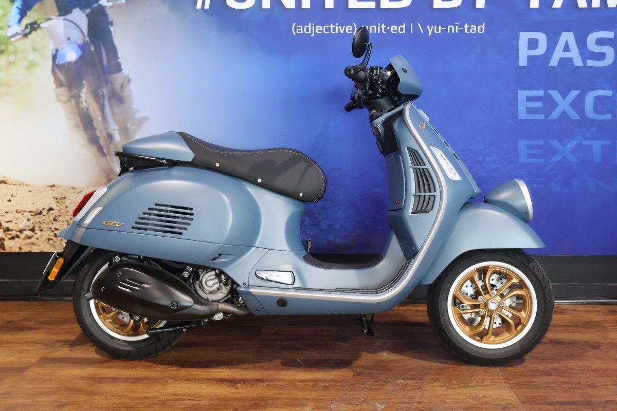 2025 VESPA GTV 300 SCOOTER