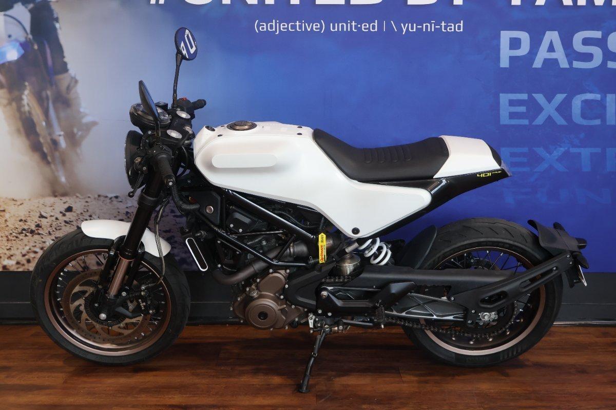 2018 HUSQVARNA SVARTPILEN 401 ROAD