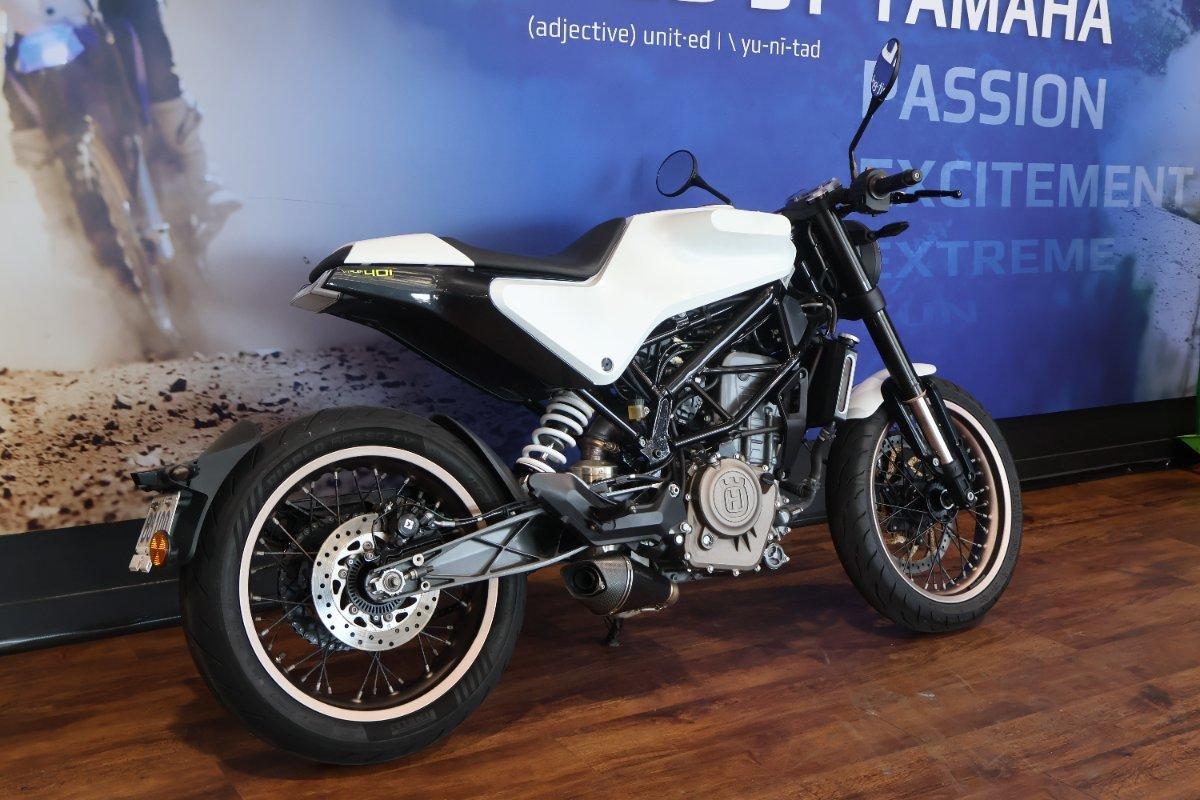 2018 HUSQVARNA SVARTPILEN 401 ROAD
