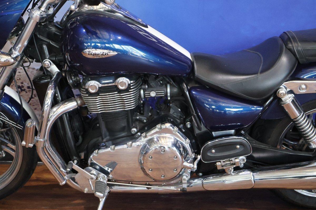 2010 TRIUMPH THUNDERBIRD CRUISER
