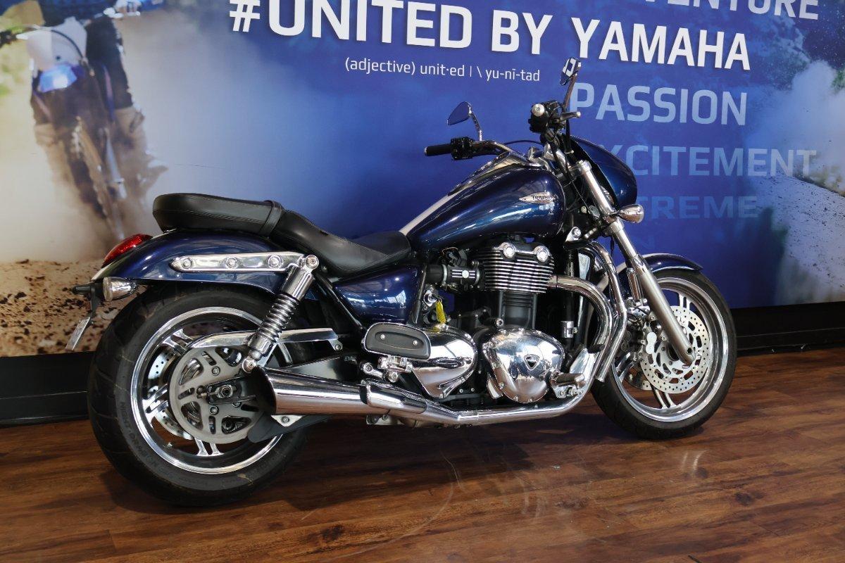 2010 TRIUMPH THUNDERBIRD CRUISER
