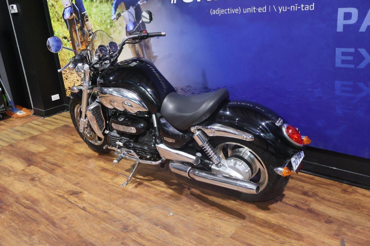 2007 TRIUMPH ROCKET III CLASSIC CRUISER