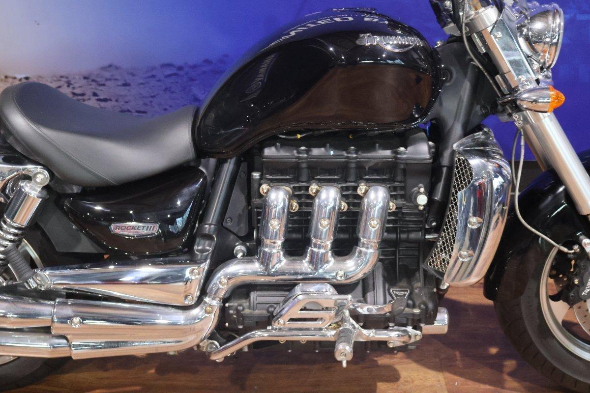 2007 TRIUMPH ROCKET III CLASSIC CRUISER