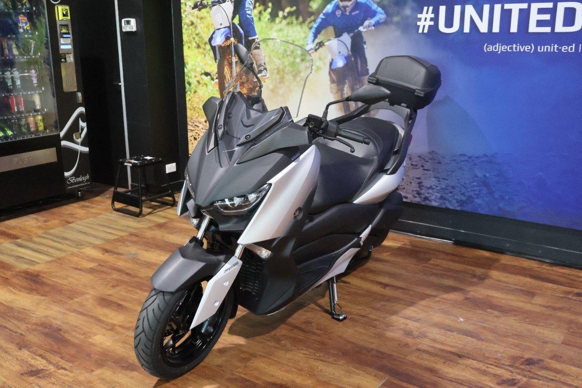 2019 YAMAHA XMAX 300 (CZD300A) SCOOTER