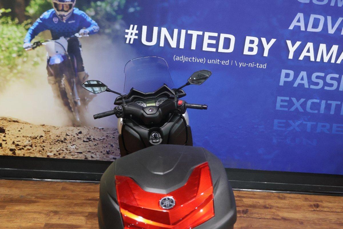 2019 YAMAHA XMAX 300 (CZD300A) SCOOTER