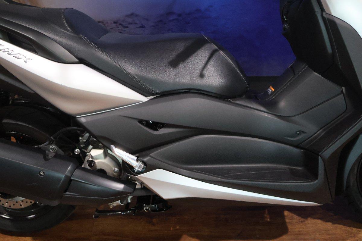 2019 YAMAHA XMAX 300 (CZD300A) SCOOTER