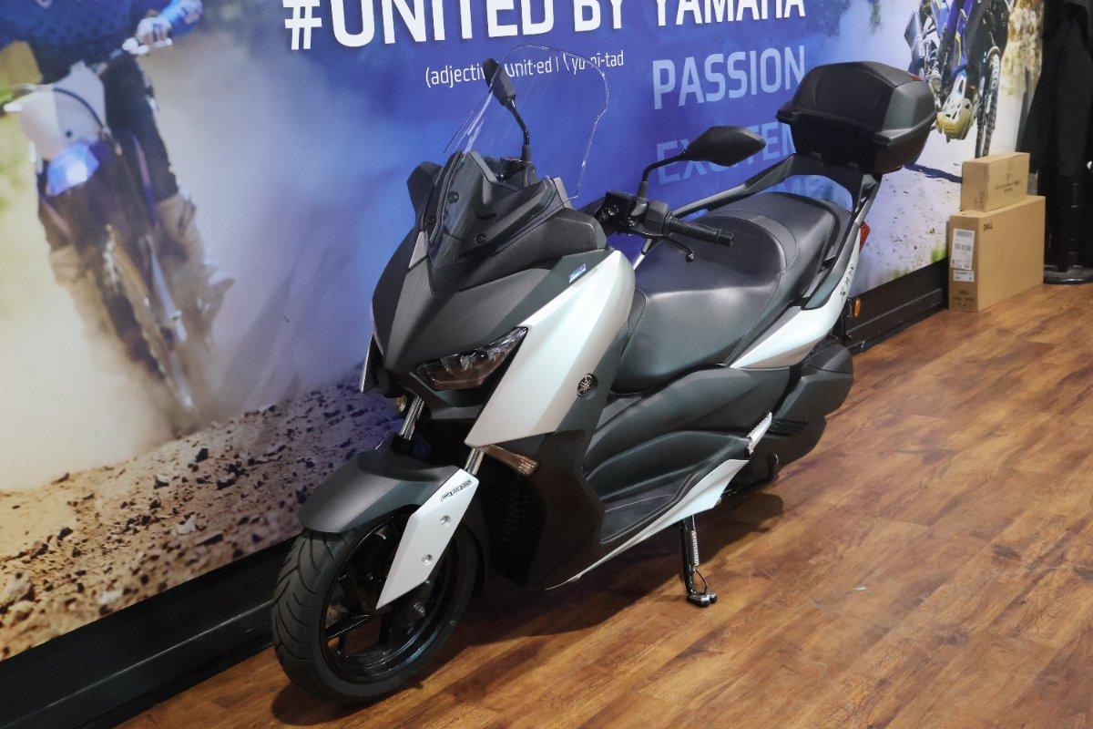 2019 YAMAHA XMAX 300 (CZD300A) SCOOTER