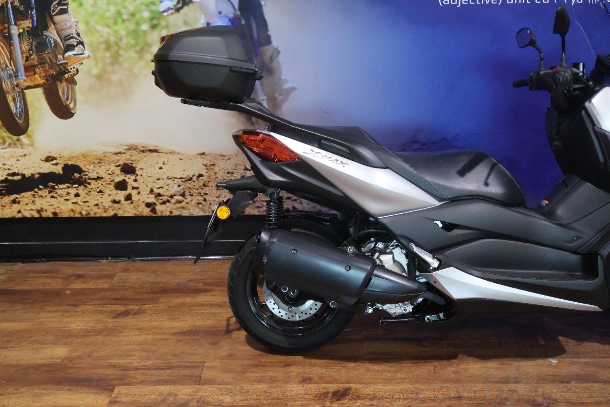 2019 YAMAHA XMAX 300 (CZD300A) SCOOTER