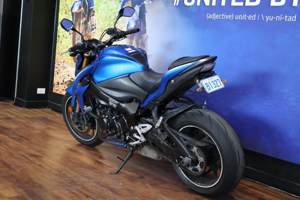 2015 SUZUKI GSX-S1000 ROAD