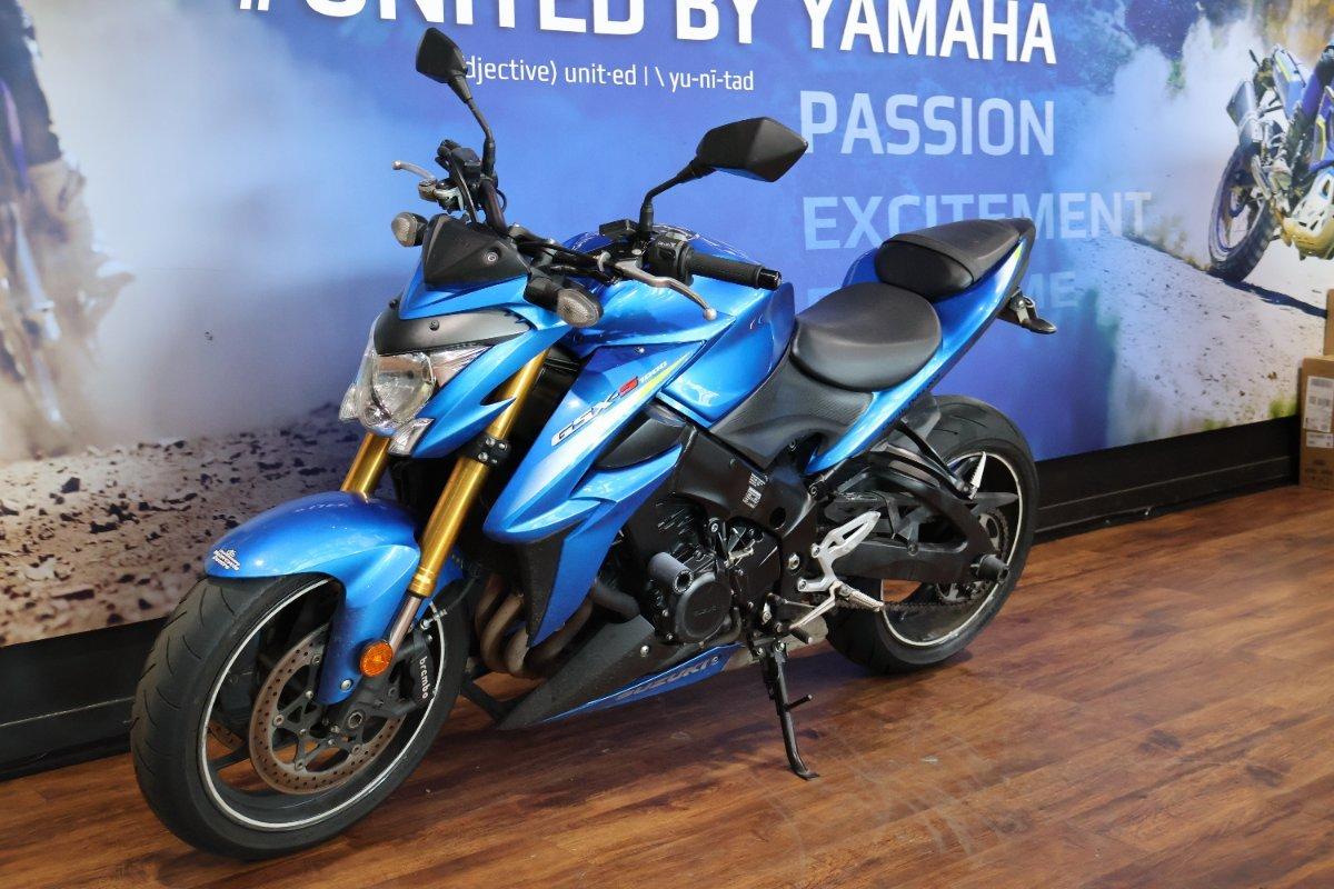 2015 SUZUKI GSX-S1000 ROAD