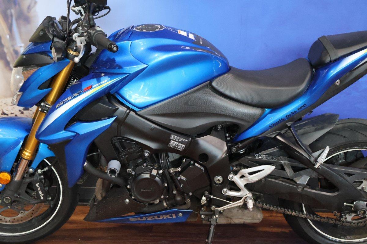 2015 SUZUKI GSX-S1000 ROAD