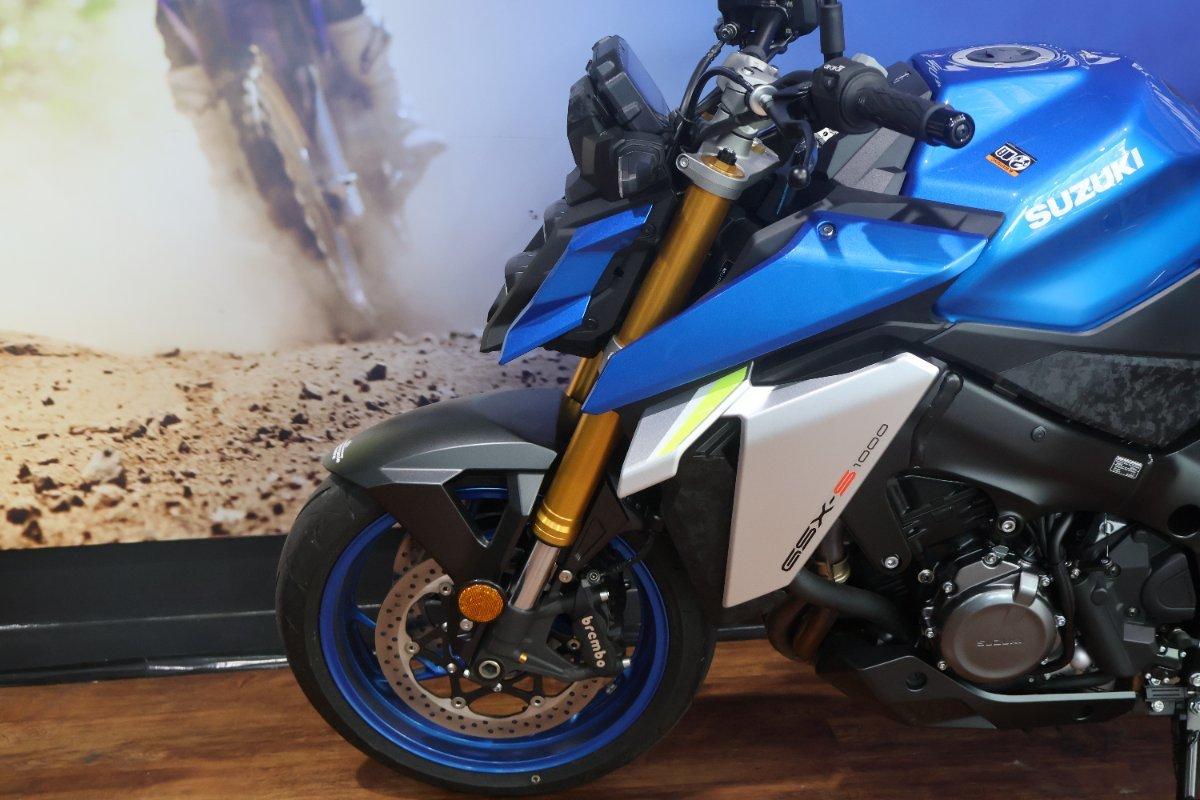 2023 SUZUKI GSX-S1000 ROAD