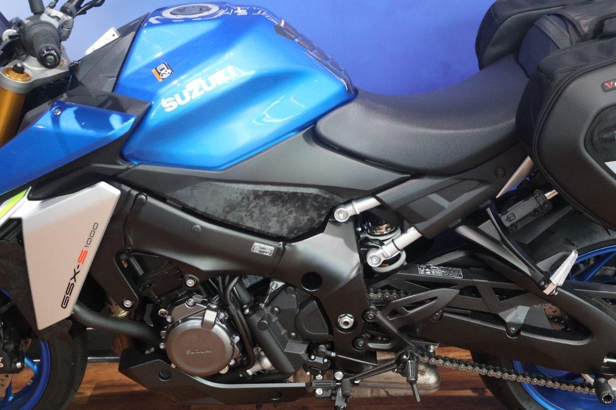 2023 SUZUKI GSX-S1000 ROAD
