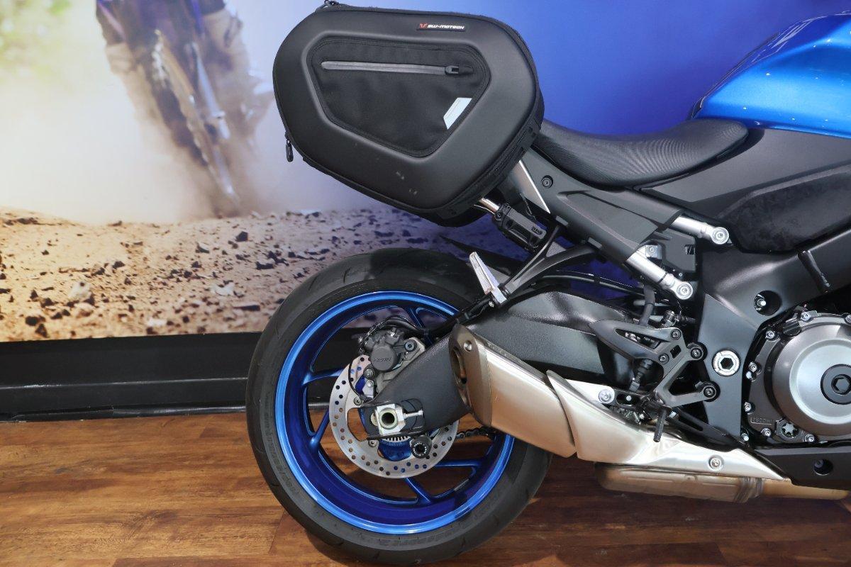 2023 SUZUKI GSX-S1000 ROAD