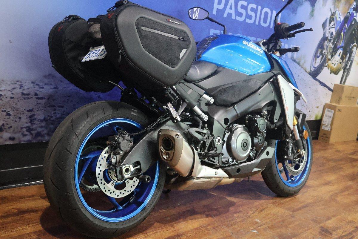 2023 SUZUKI GSX-S1000 ROAD