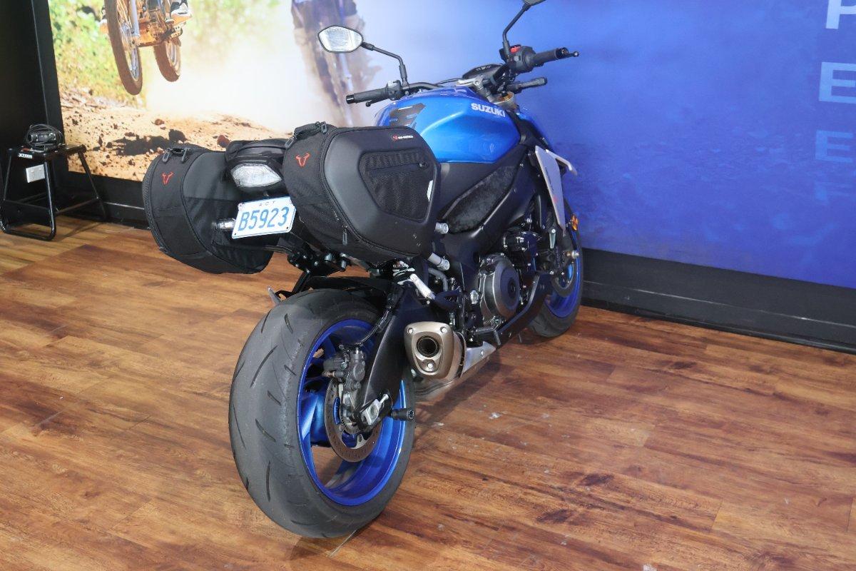 2023 SUZUKI GSX-S1000 ROAD