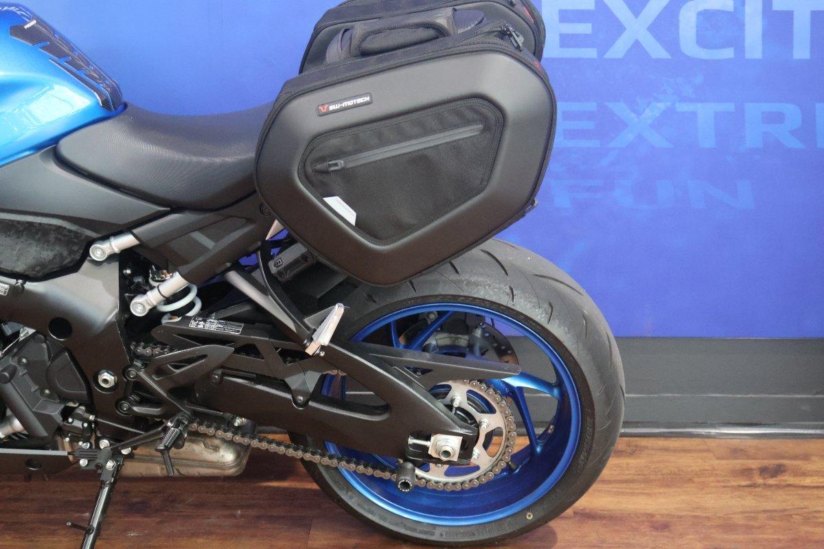 2023 SUZUKI GSX-S1000 ROAD