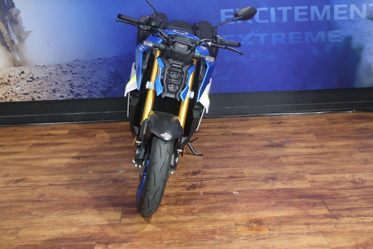 2023 SUZUKI GSX-S1000 ROAD