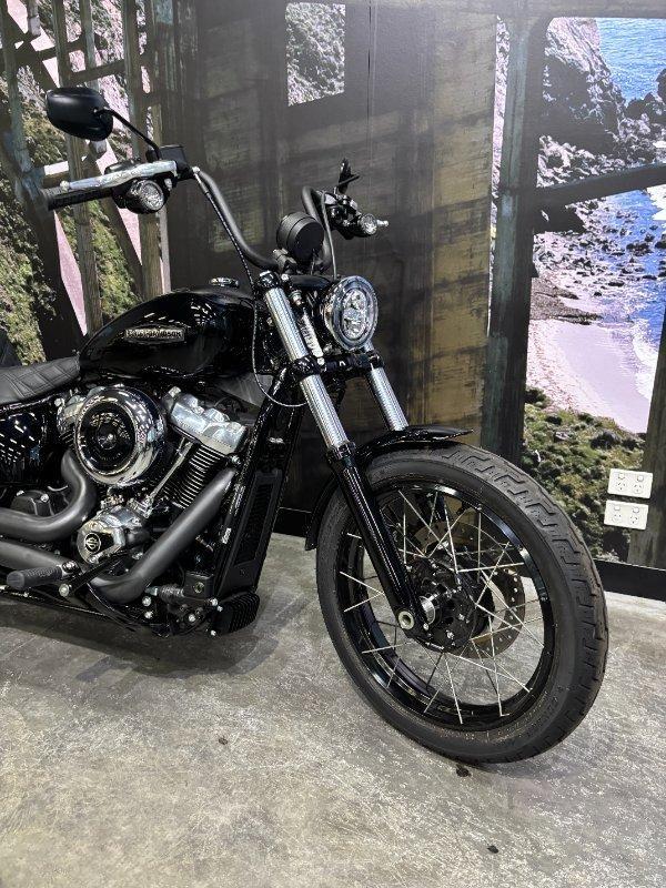 2025 HARLEY-DAVIDSON FXBB STREET BOB (117) CRUISER