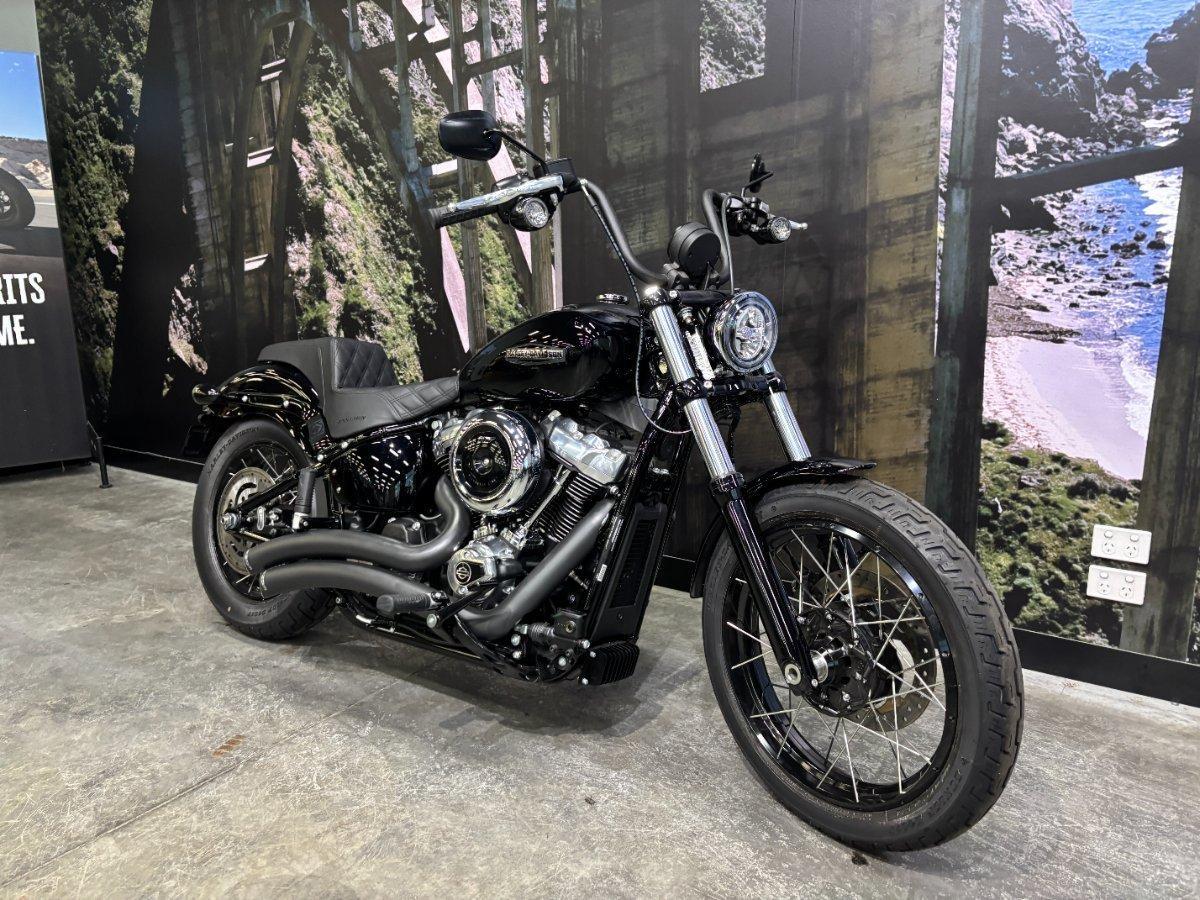 2025 HARLEY-DAVIDSON FXBB STREET BOB (117) CRUISER