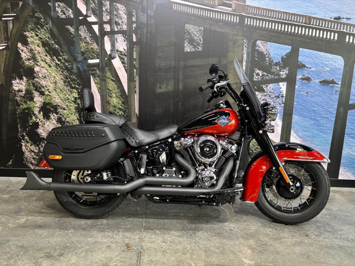 2025 HARLEY-DAVIDSON FLHC HERITAGE CLASSIC (117) CRUISER