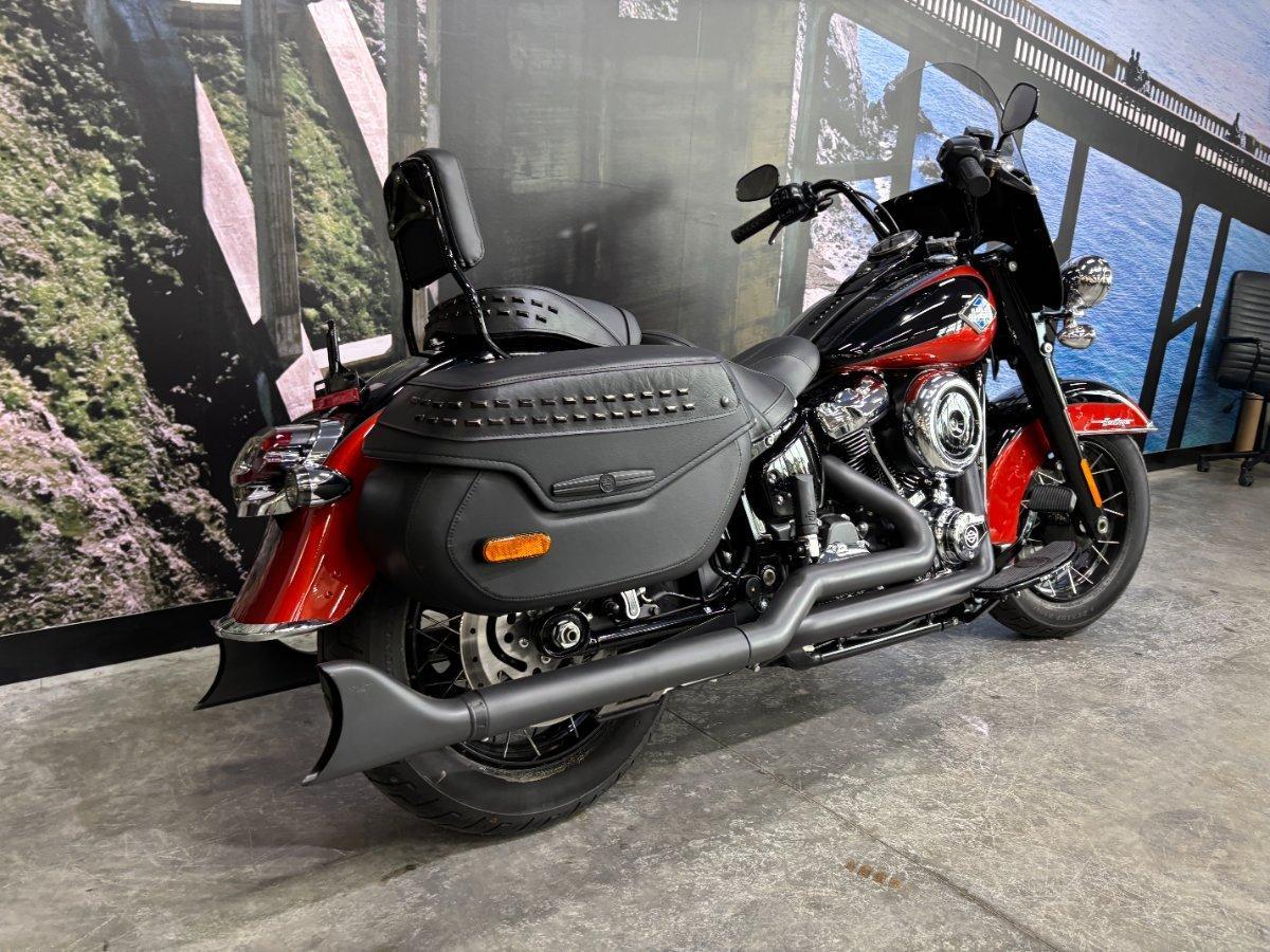2025 HARLEY-DAVIDSON FLHC HERITAGE CLASSIC (117) CRUISER